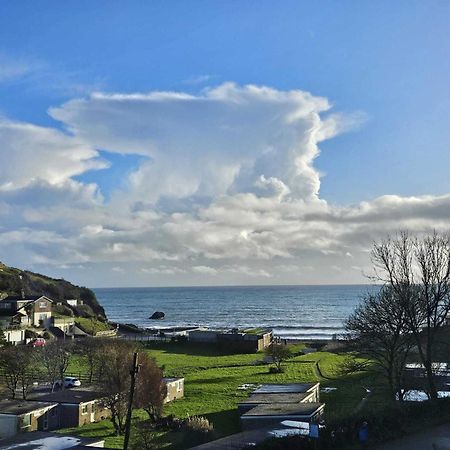 Pet Friendly Sea View Villa Millendreath Looe Exterior photo